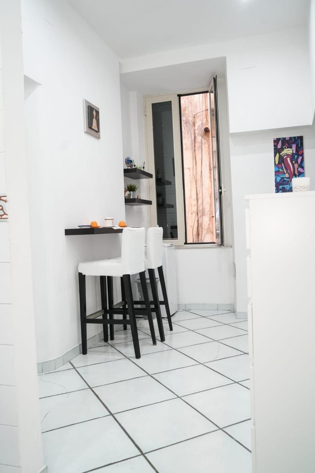 Casa Vacanza La Spagnola ナポリ エクステリア 写真